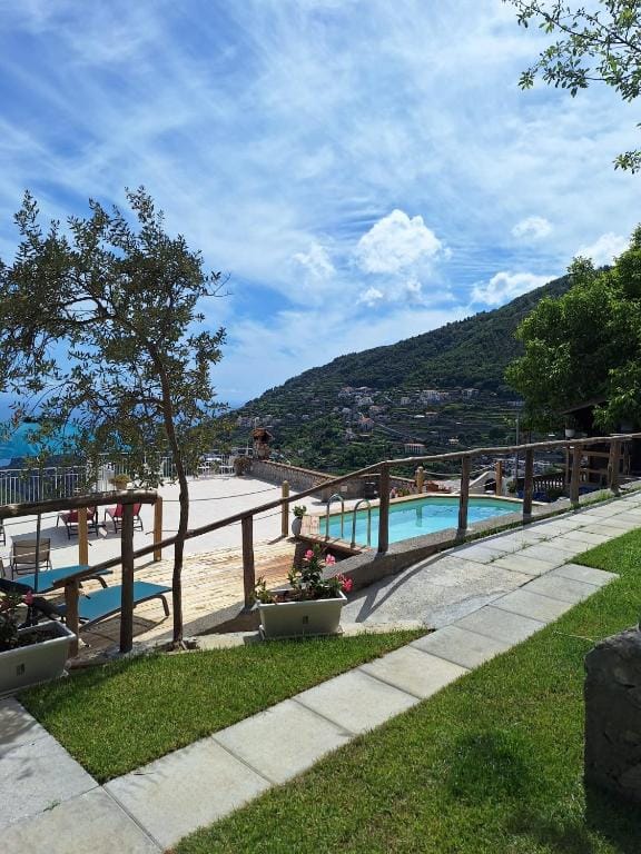 Monte Brusara Relais