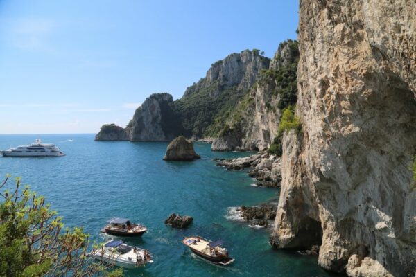 tour di un giorno in barca a Capri