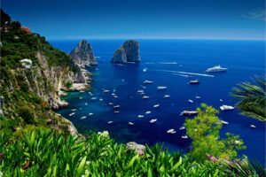 Una giornata a Capri partendo dalla Costiera Amalfitana