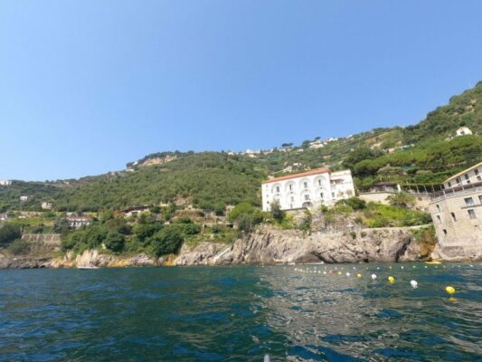 Maiori Kayak Tour of Caves and Beaches