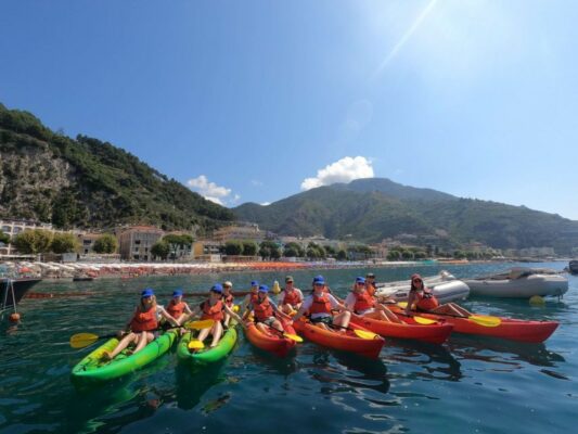 Maiori Kayak Tour of Caves and Beaches