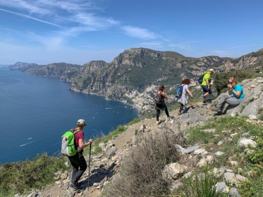 Excursion on the Path of the Gods